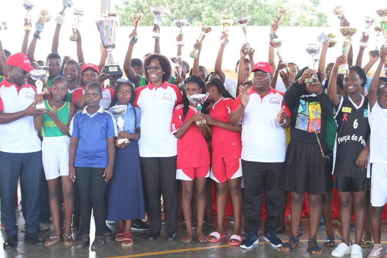 A Governadora da Cidade de Maputo Defende que o Desporto Escolar é Uma Montra para Identificar Talentos
